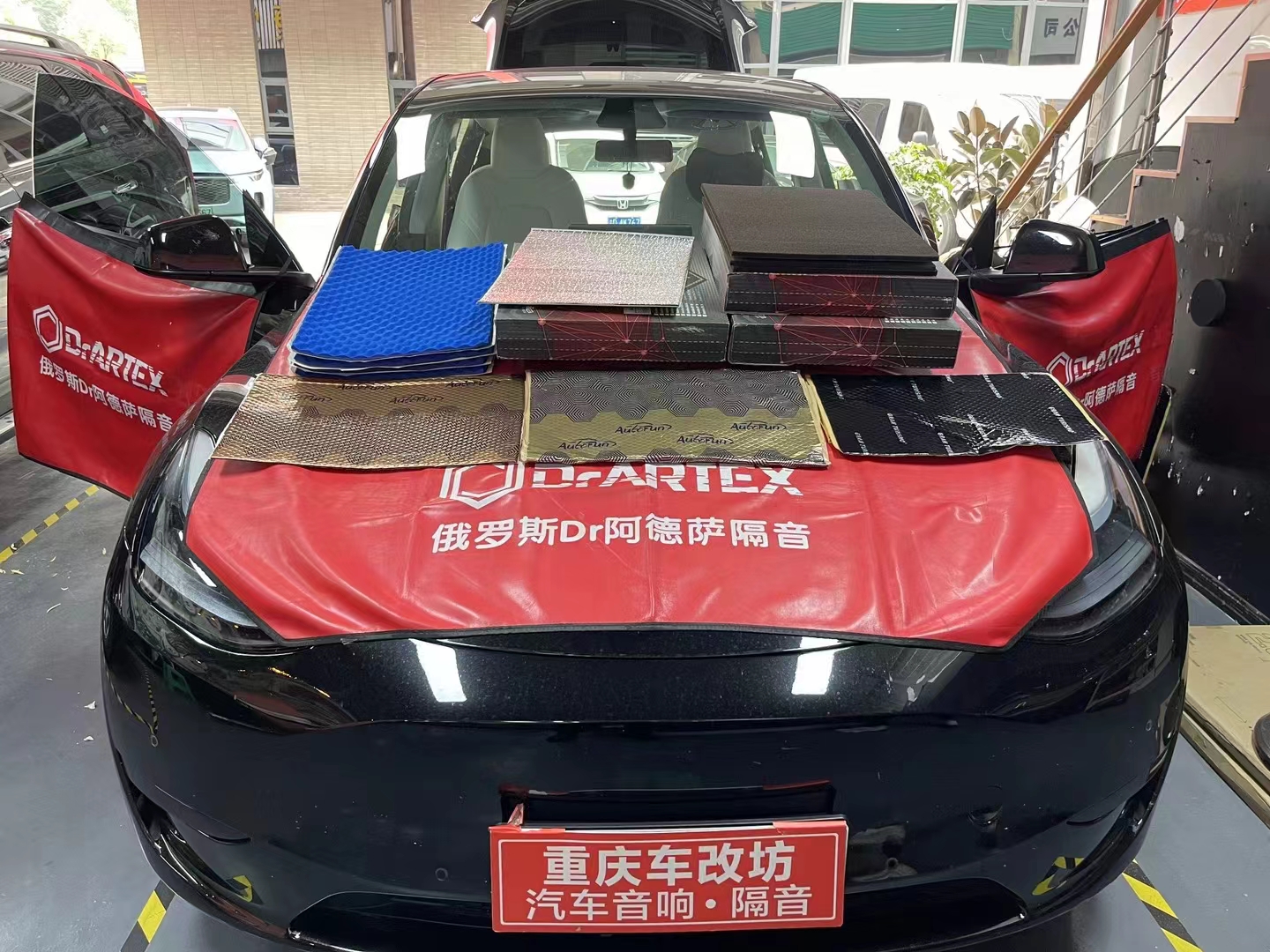 特斯拉Modle Y隔音升级，车外喧嚣，...