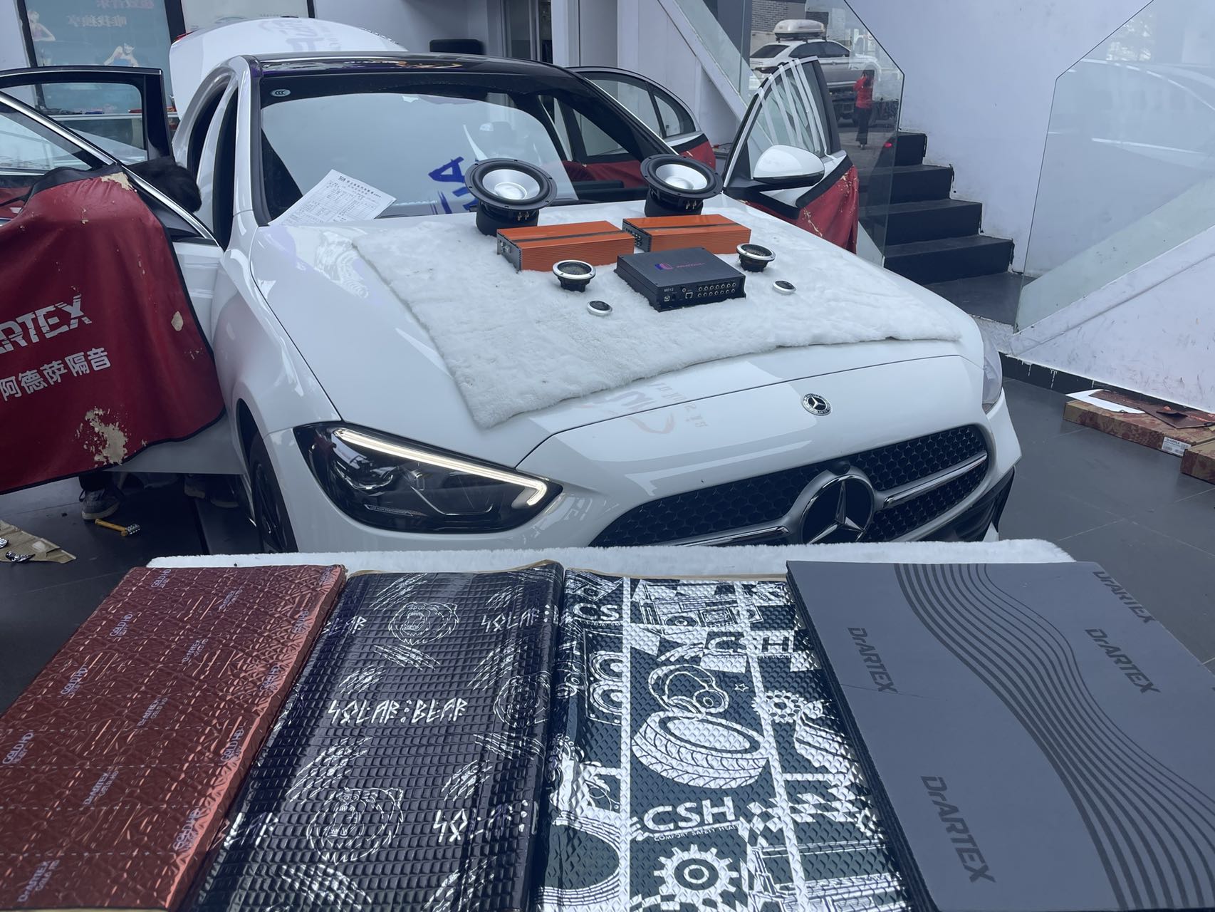 奔驰C350el隔音升级，减少车内噪音