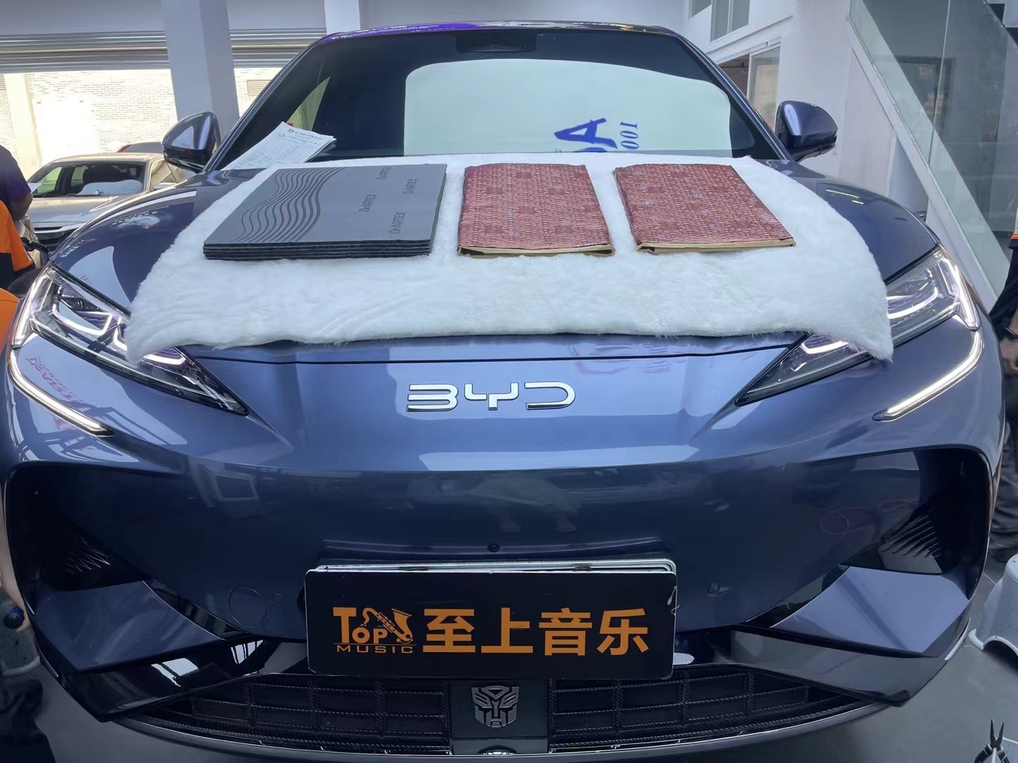 比亚迪海狮07 EV四轮隔音，减少胎噪烦...
